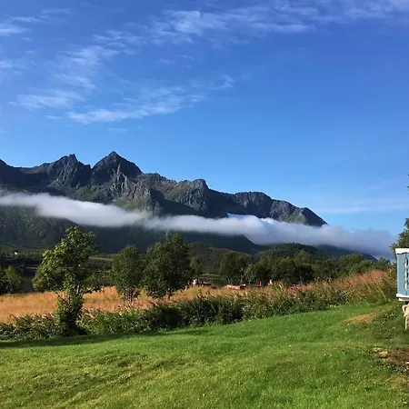 Fjord House In The Heart Of Lofoten Urda